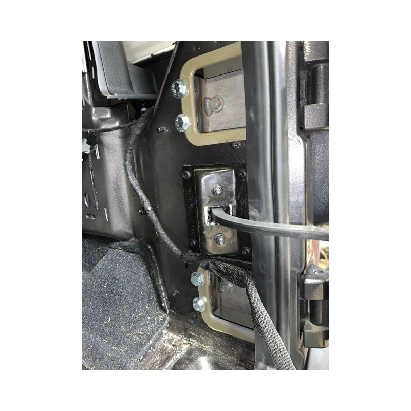 UCF Jeep JL Tailgate Hinge Reinforcement Brackets