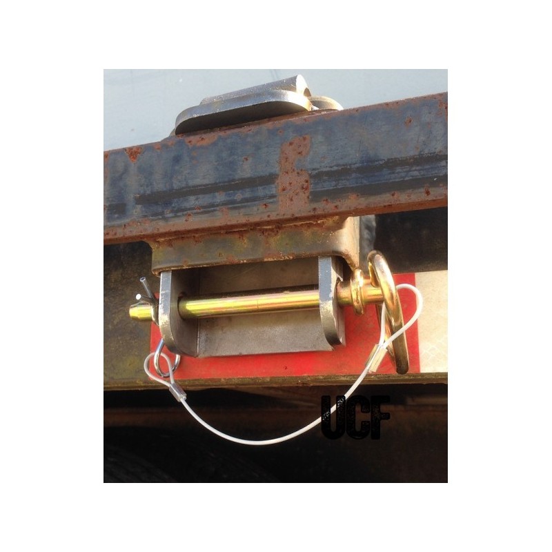 UCF Trailer Stake Pocket DRing